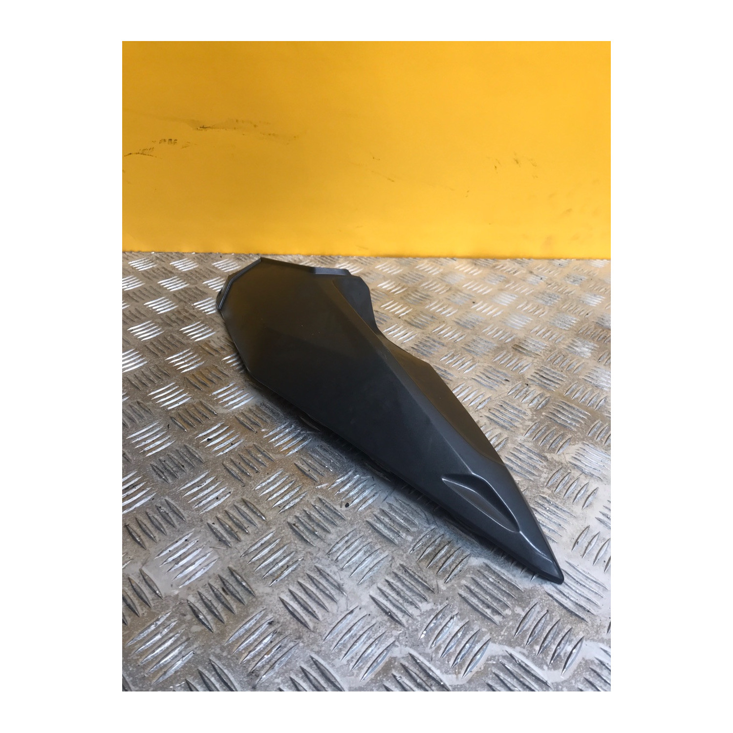 Cache latéral gauche pour BMW K 1600 GT 2013