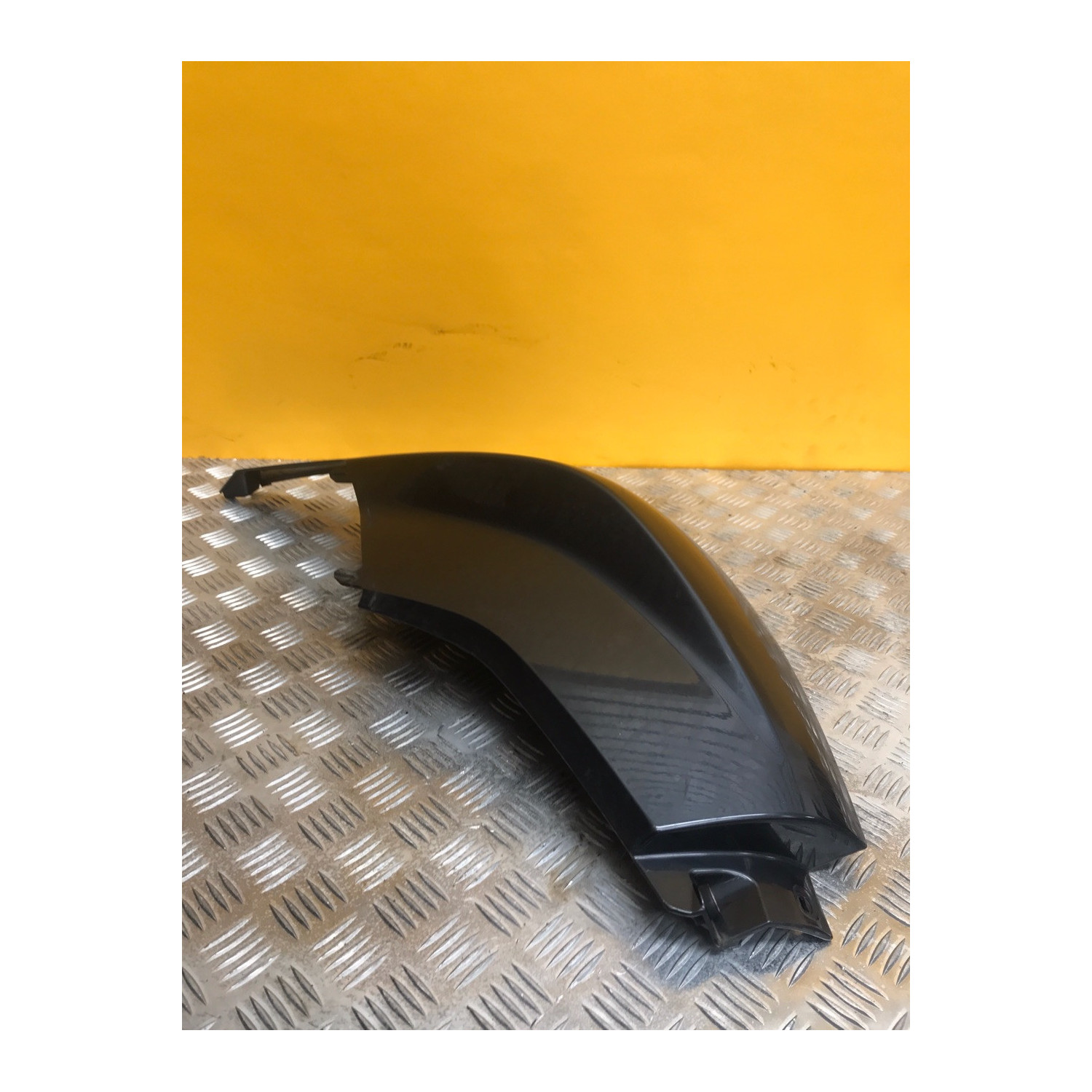 Cache reservoir gauche pour BMW K 1600 GT 2013