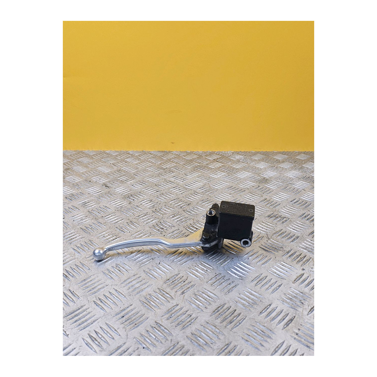 Maitre cylindre frein avant pour SUZUKI BURGMAN 400 2011
