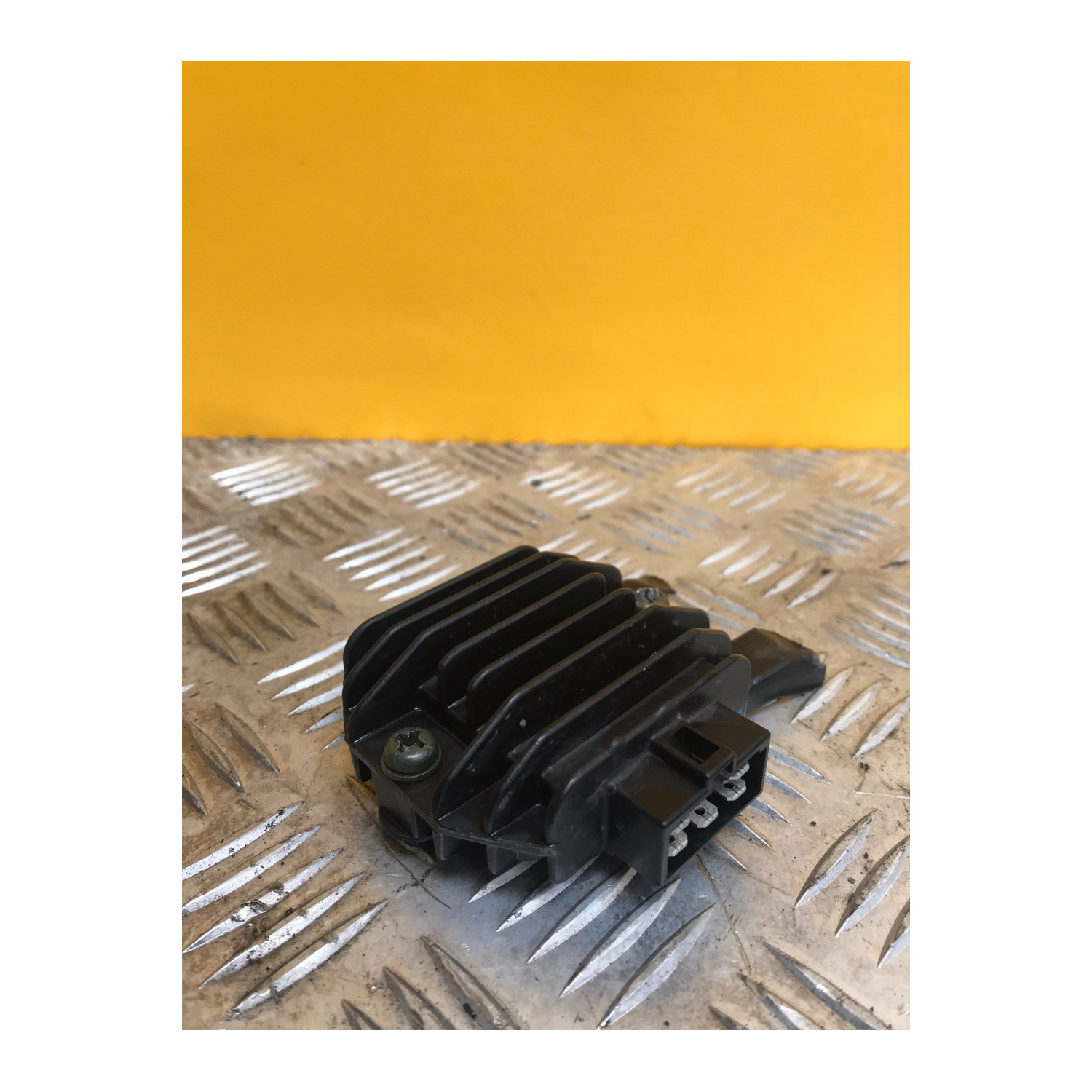 Régulateur de tension pour YAMAHA CYGNUS 125 X 2009