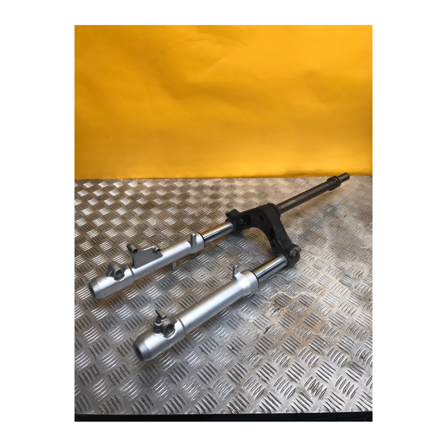 Fourche pour PEUGEOT CITYSTAR 125 2017