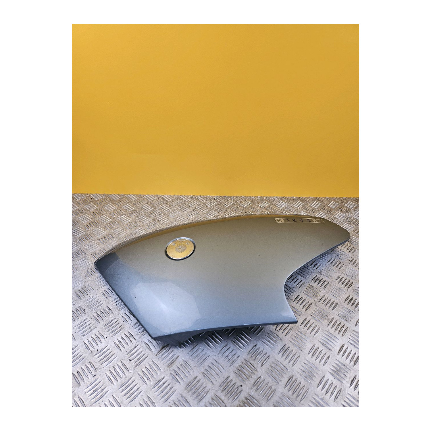 Flanc de carénage gauche pour BMW R 1200 RT 2005