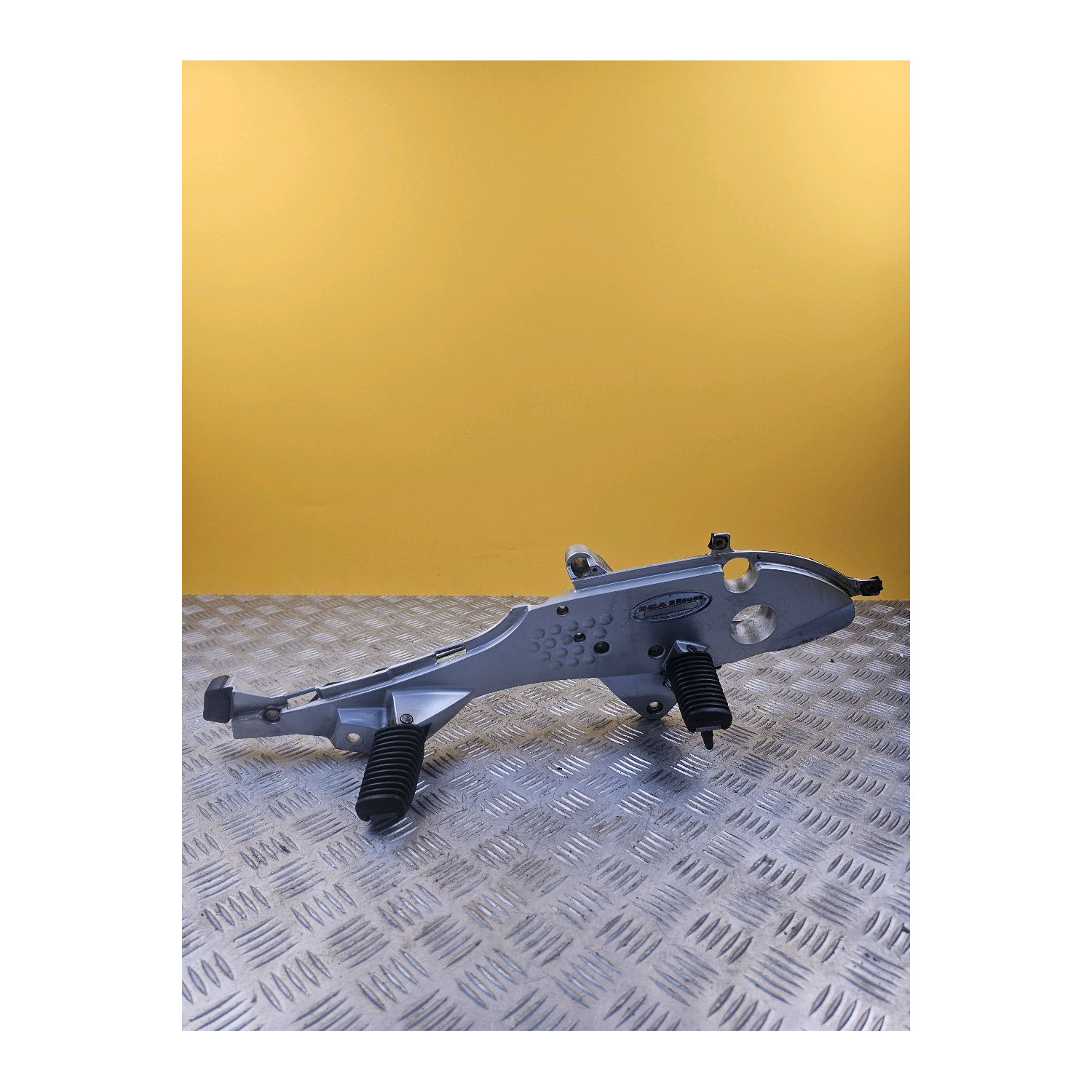 Platine repose pieds avant droite pour BMW R 1150 RT 2001