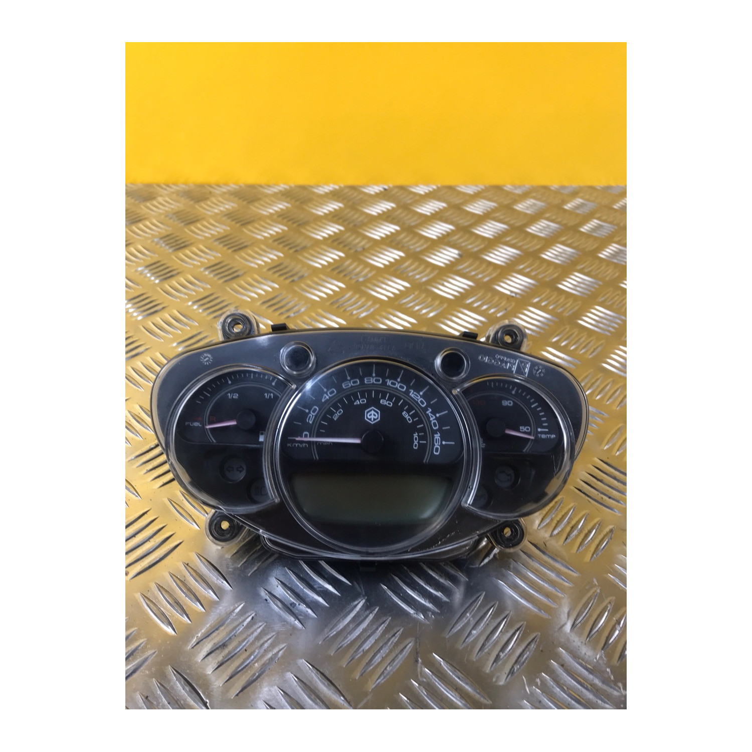 Compteur tableau de bord pour PIAGGIO BEVERLY 125 2016