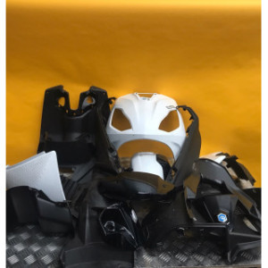 Kit carénage pour PIAGGIO ONE 1 125 2022
