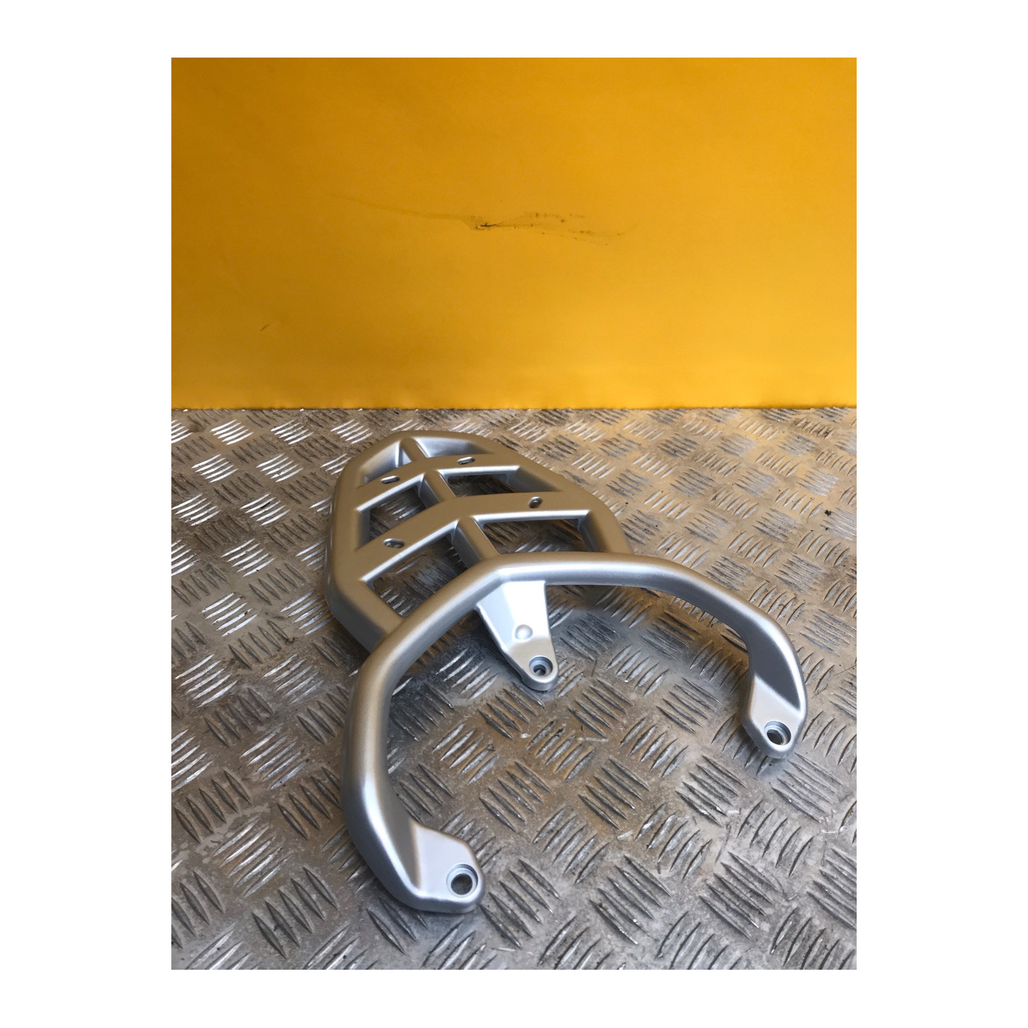 Porte bagage pour PEUGEOT KISBEE 50 A07005