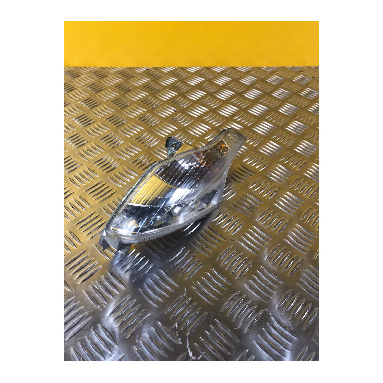 Clignotant arrière gauche pour PIAGGIO BEVERLY 125 2016