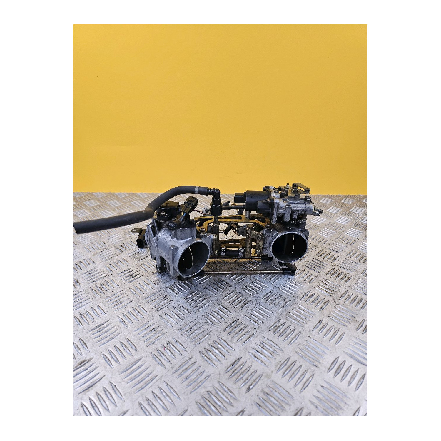 Rampe injection pour SUZUKI SV 1000 S 2003