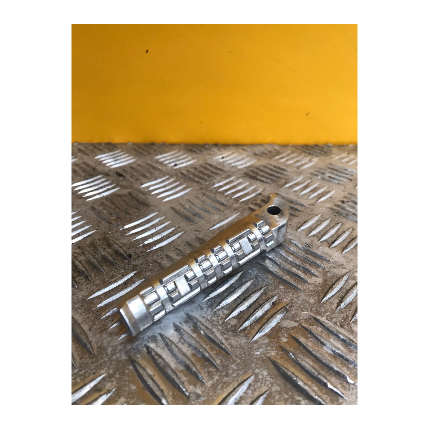 Repose pied gauche pour YAMAHA XMAX 125 2011