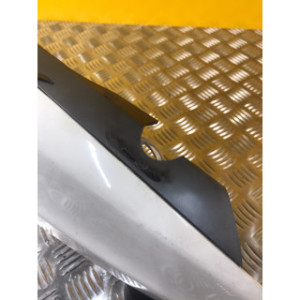 Cache latéral arrière sous selle gauche pour PIAGGIO BEVERLY 2020