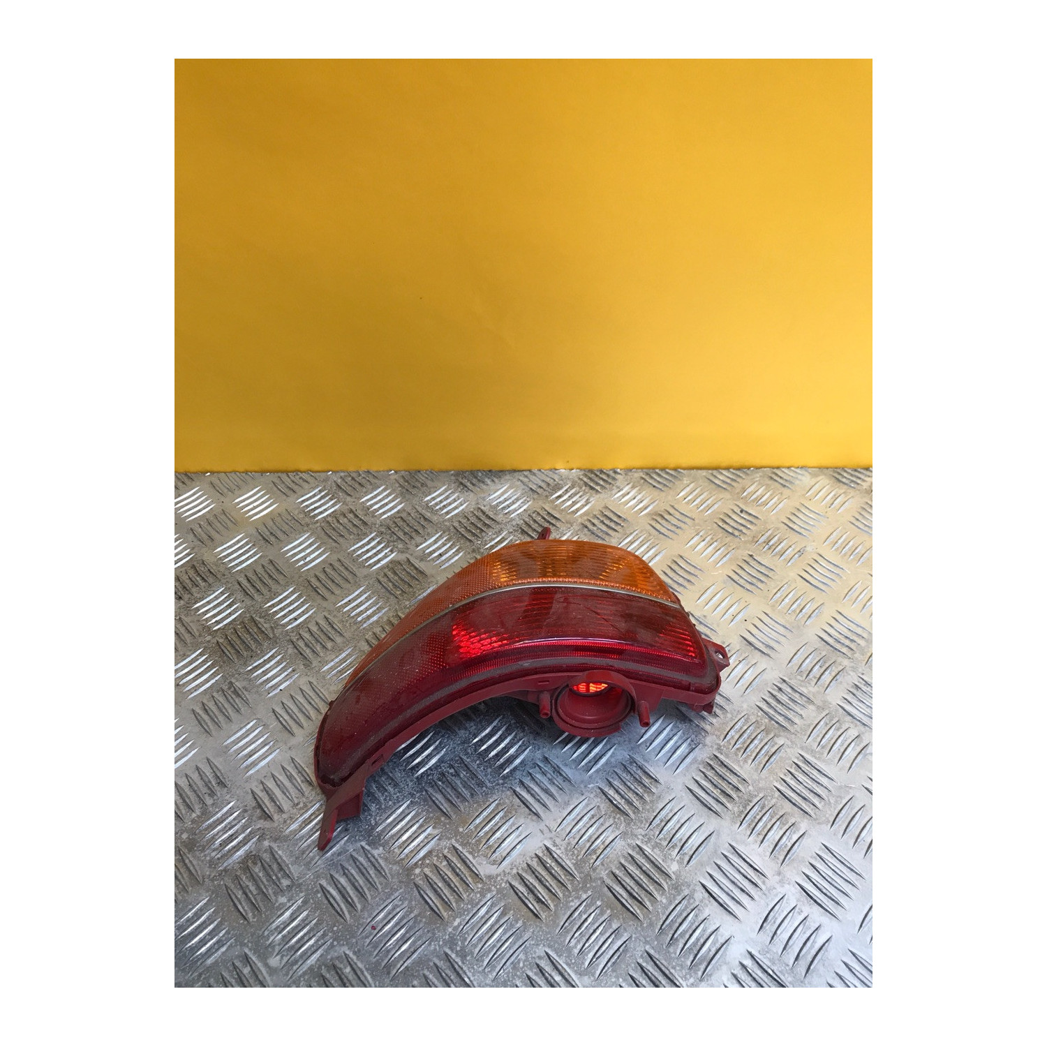 Feux arriere gauche pour SUZUKI BURGMAN 650 2010