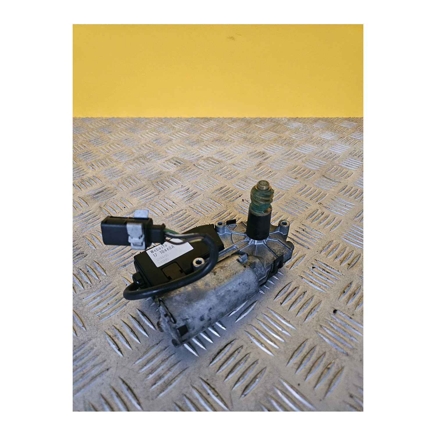 Moteur electrique leve bulle pour BMW R 1200 RT ABS 2005