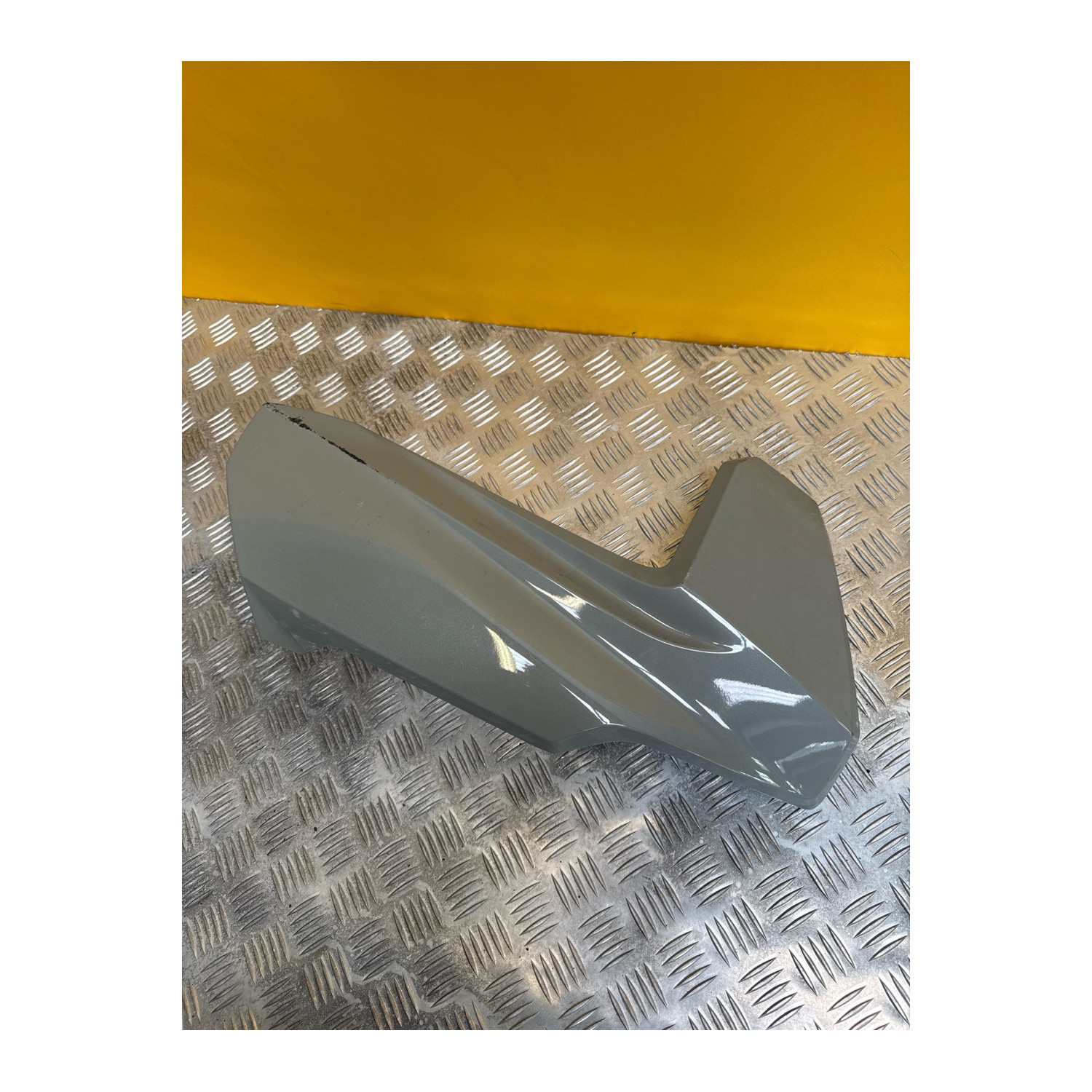 Flanc avant gauche pour HONDA FORZA 125 2023