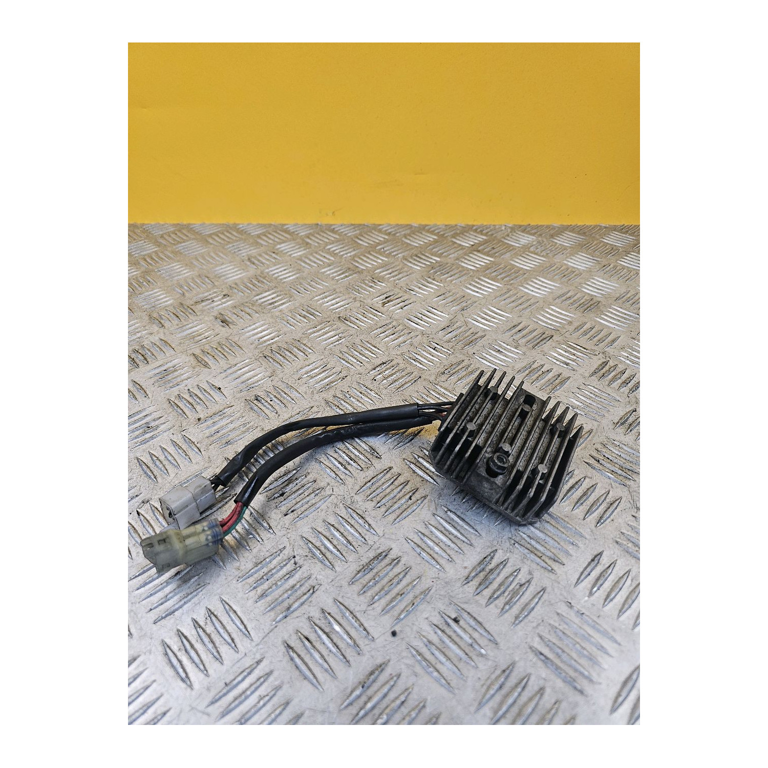 Régulateur de tension pour SUZUKI SV 1000 S 2003