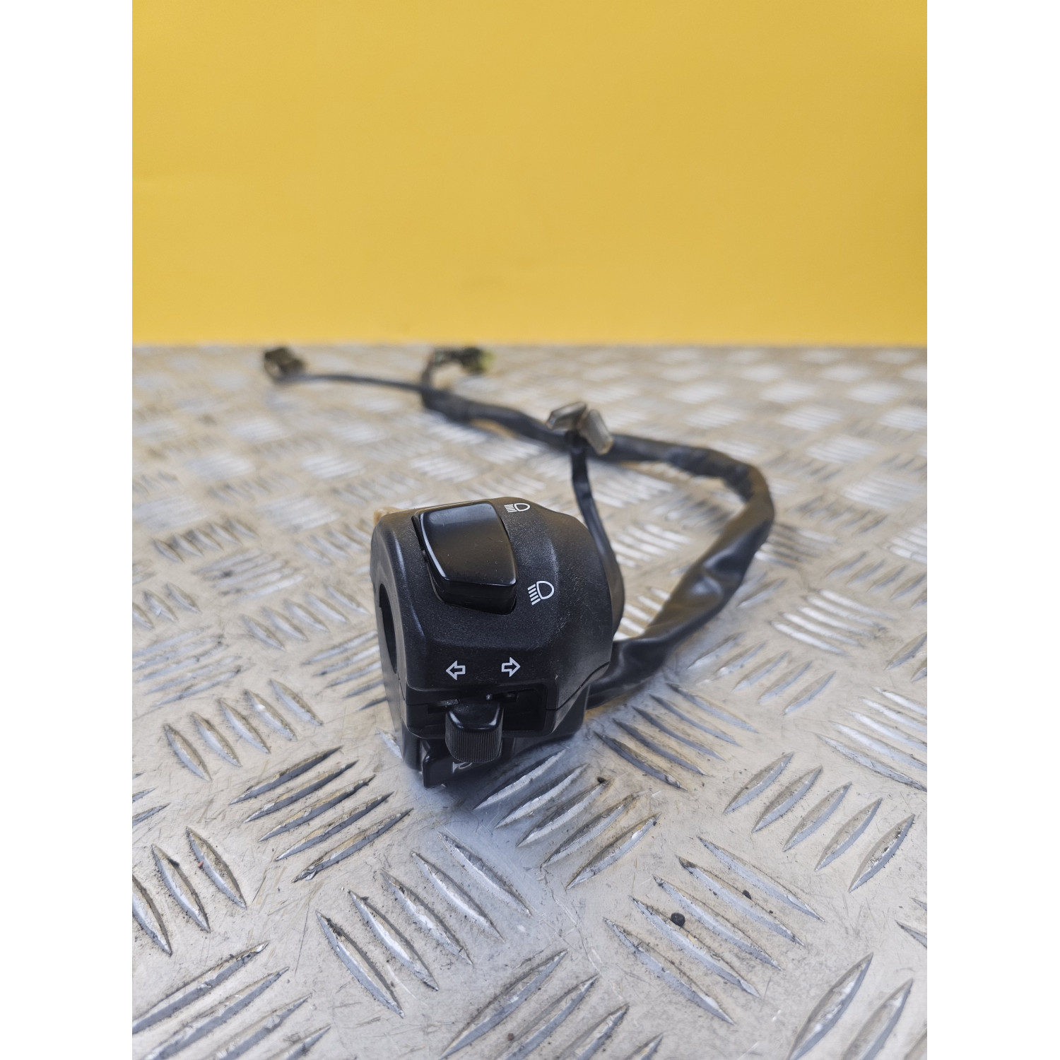 Commodo gauche gestion de l'éclairage pour SUZUKI SV 1000 S 2003