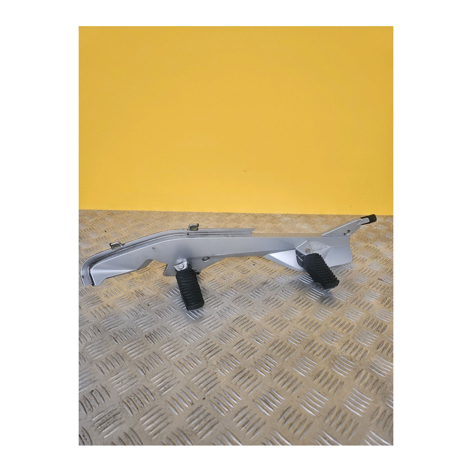 Platine repose pieds avant gauche pour BMW R 1200 RT ABS 2005