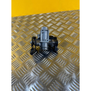 Boitier papillon pour YAMAHA XMAX 125 2011