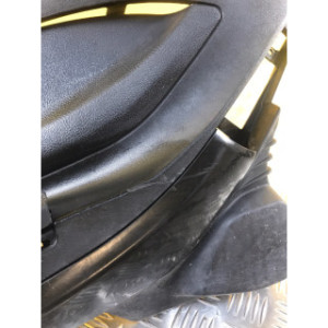 Support de marche pied gauche pour PIAGGIO BEVERLY 125 2016