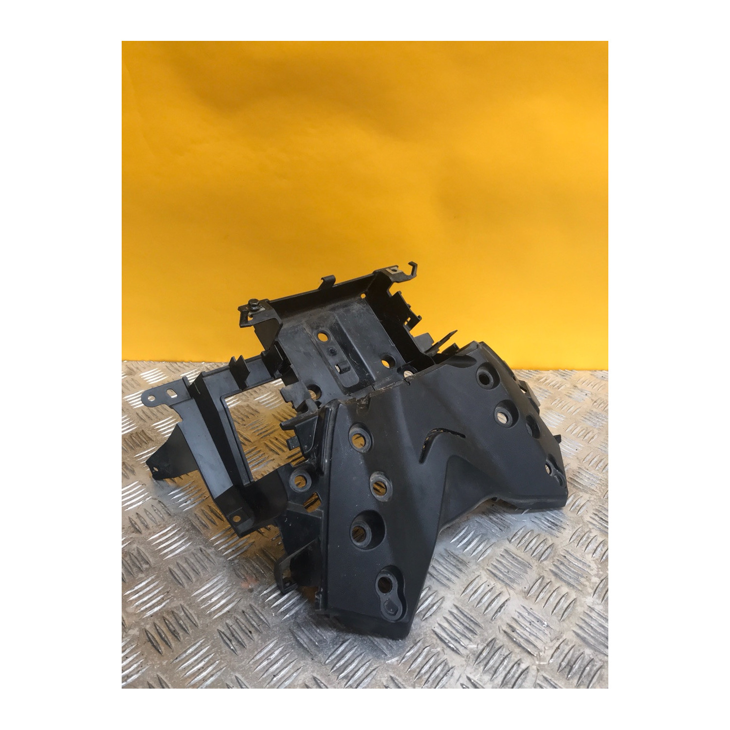 Support de batterie pour YAMAHA XMAX 125 2021