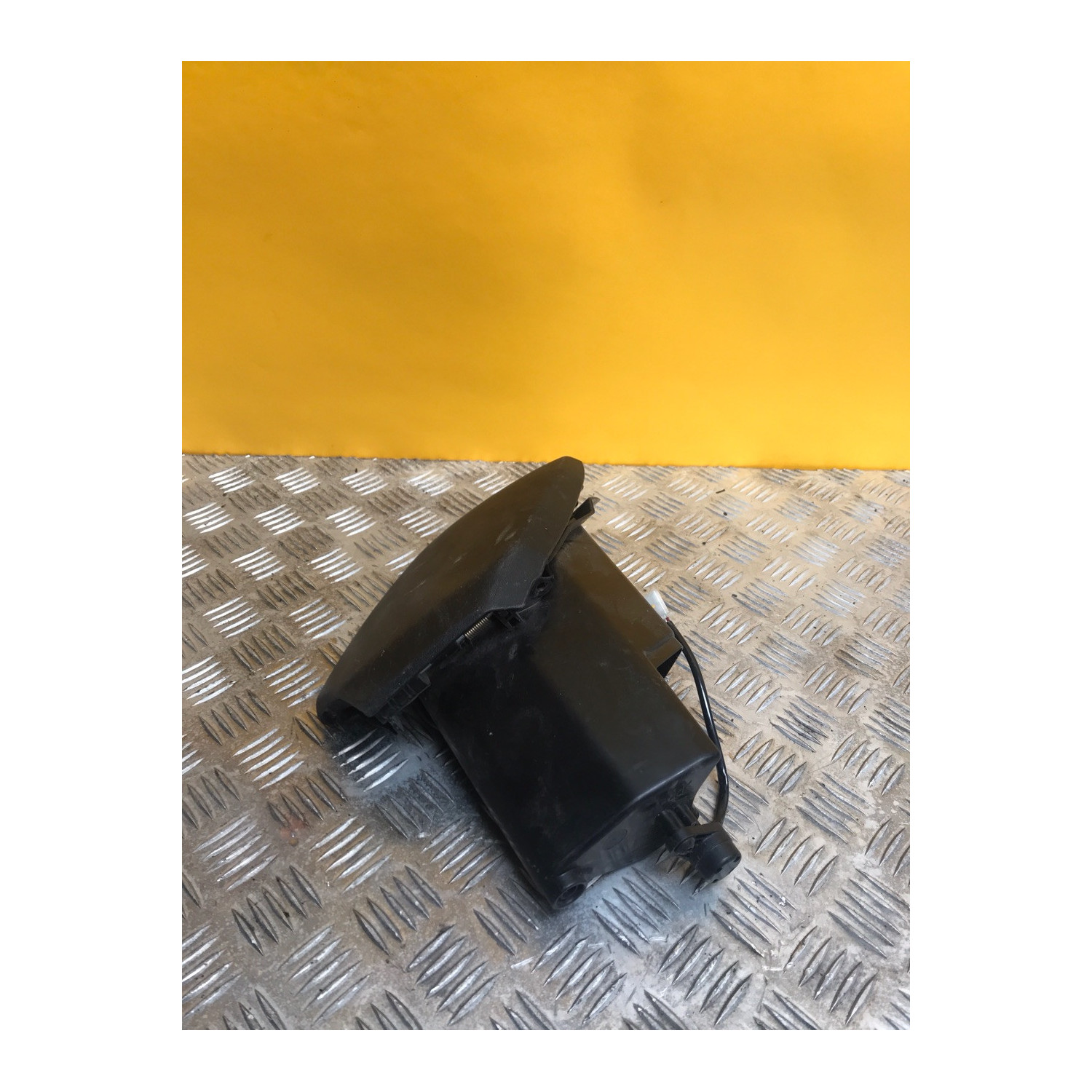 Boite à gant droite pour YAMAHA XMAX 125 2021