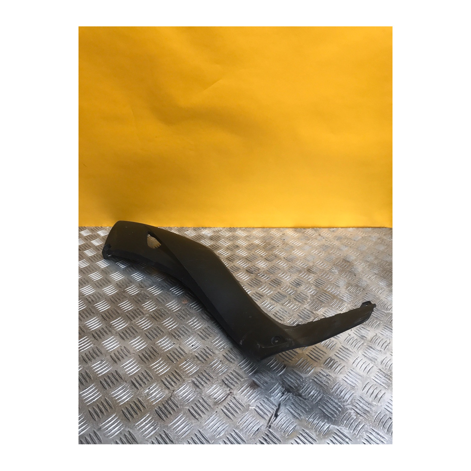 Carénage sous selle droit pour YAMAHA XMAX 125 2021