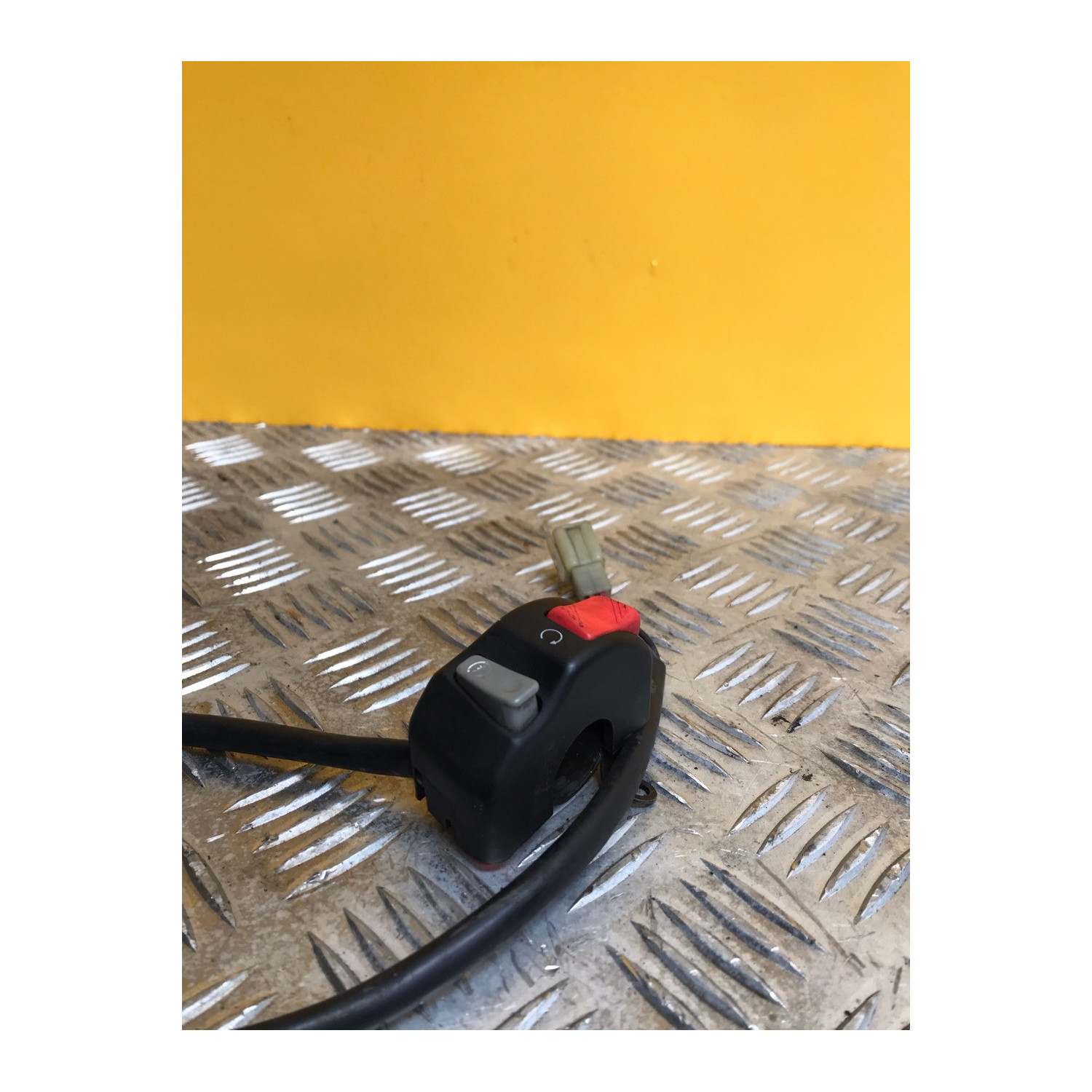 Commodo droit pour YAMAHA TDR 125 1999