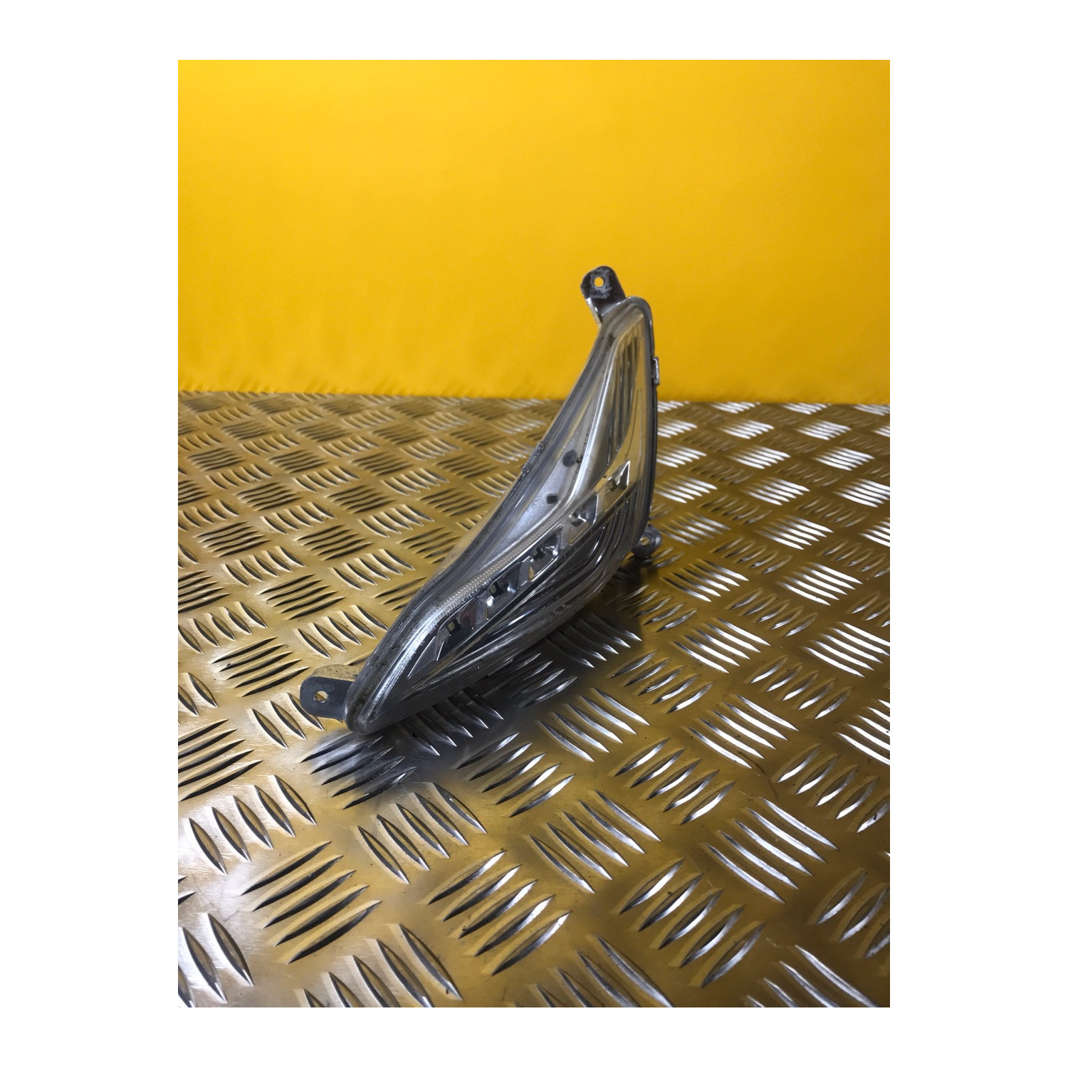 Clignotant avant gauche pour PIAGGIO BEVERLY 350 2014