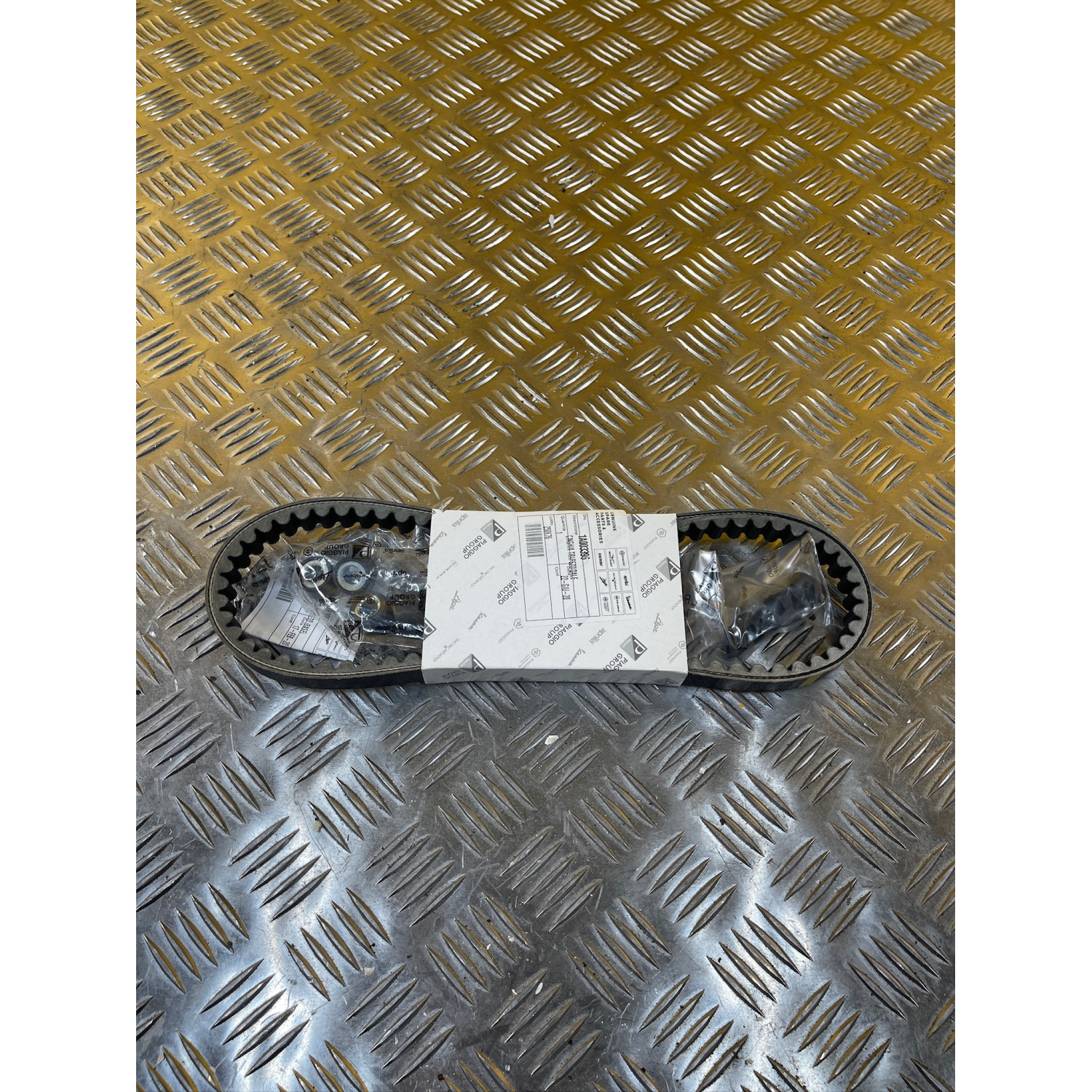 Kit entretien pour PIAGGIO LIBERTY 125 2020 1R000440