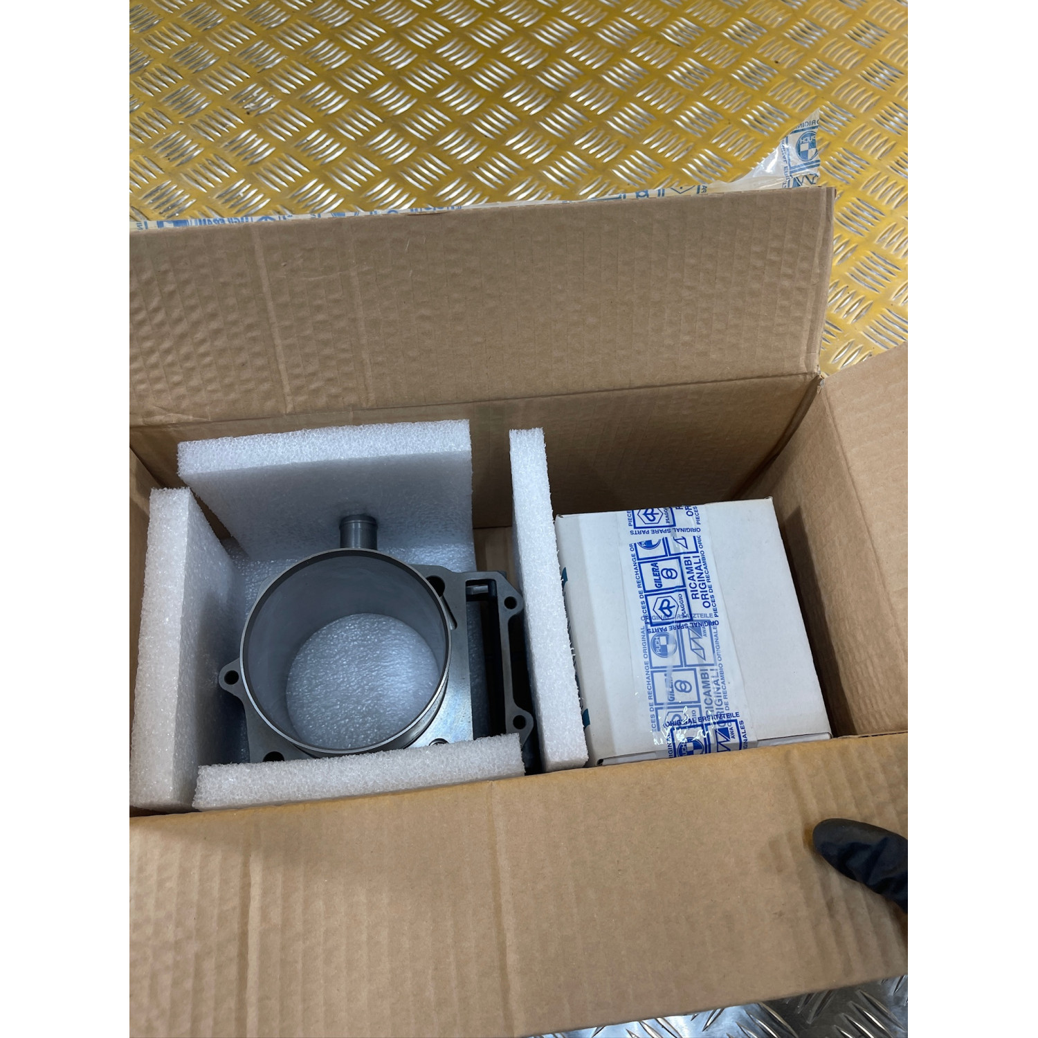 Cylindre pour PIAGGIO MP3 500 2015 1A001833
