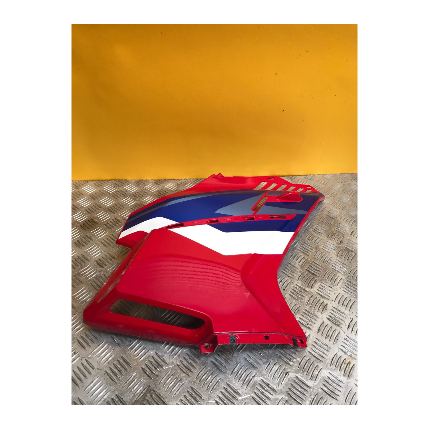 Carénage latéral droit pour HONDA CBR 500 R 2025 64251-MLR-D000
