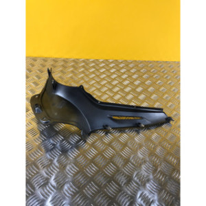 Cache latéral arrière sous selle gauche pour PIAGGIO BEVERLY 350 2020