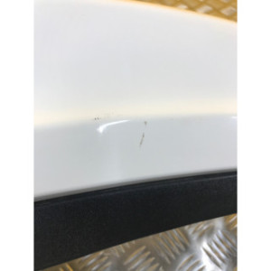 Demi coque arrière gauche pour PIAGGIO BEVERLY 350 2020