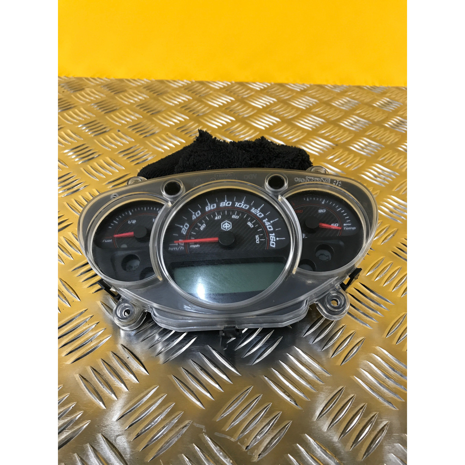 Compteur tableau de bord pour PIAGGIO BEVERLY 350 2020