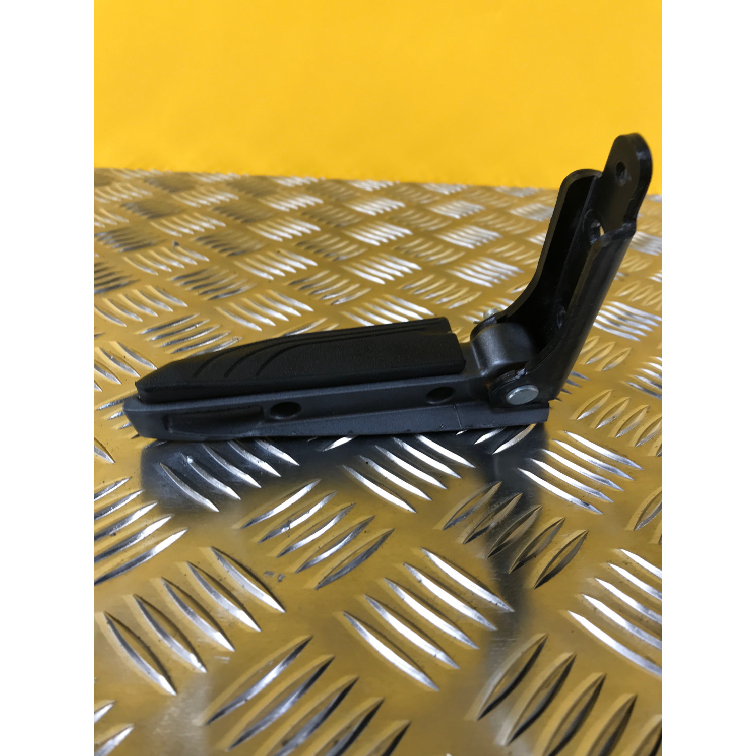 Repose pied arrière gauche pour PIAGGIO BEVERLY 350 2020