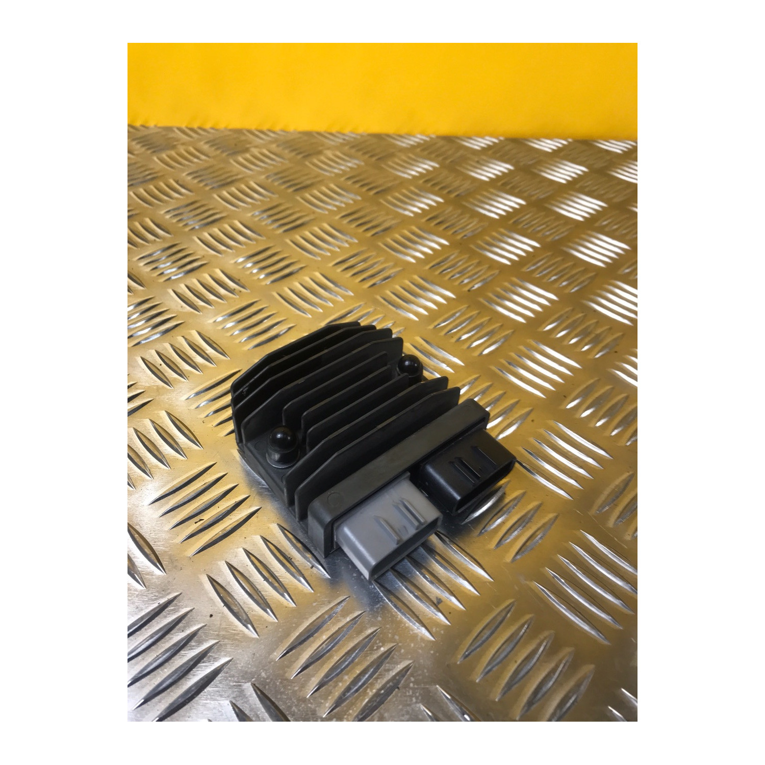 Régulateur pour BMW F 900 XR 2021