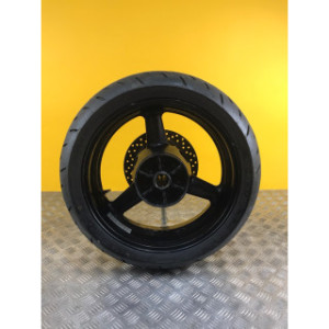 Roue arrière complete pour YAMAHA FAZER 1000 2001