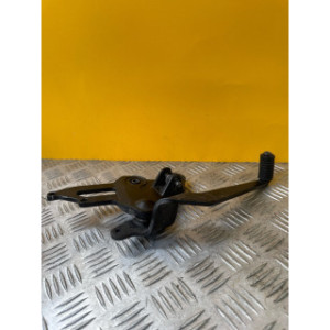 Platine repose pieds avant droite pour YAMAHA MT 07 2020