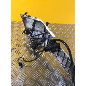 Platine repose pieds avant droite pour BMW R 1200 RT 2006