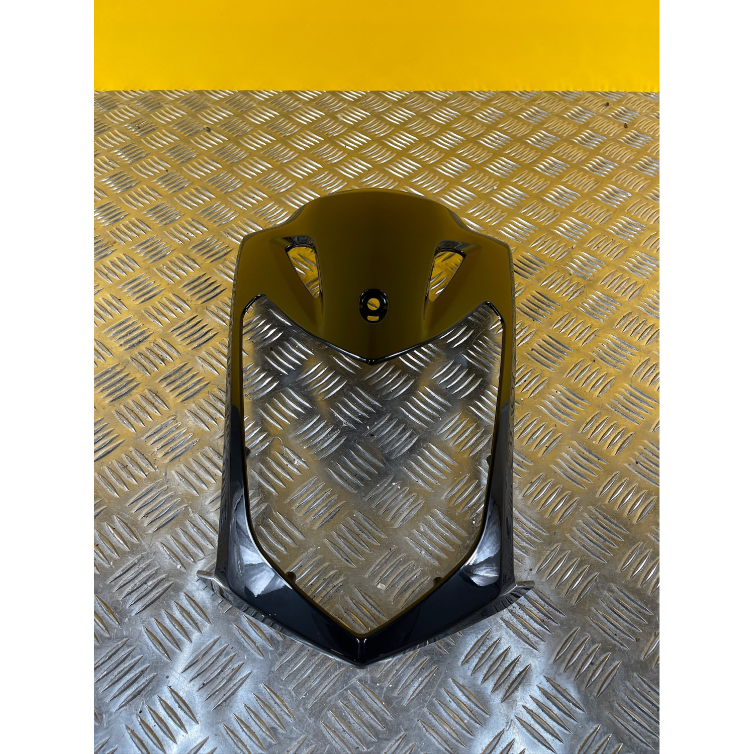 Face avant pour KYMCO AGILITY 50 64301-LFC2-E000-IT