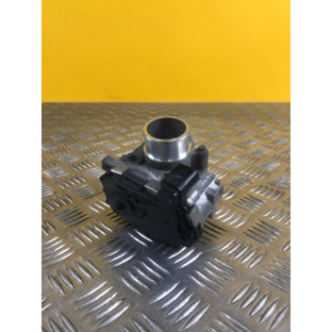 Boitier papillon pour PIAGGIO MP3 530 2024