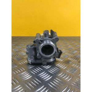 Boitier papillon pour PIAGGIO MP3 530 2024