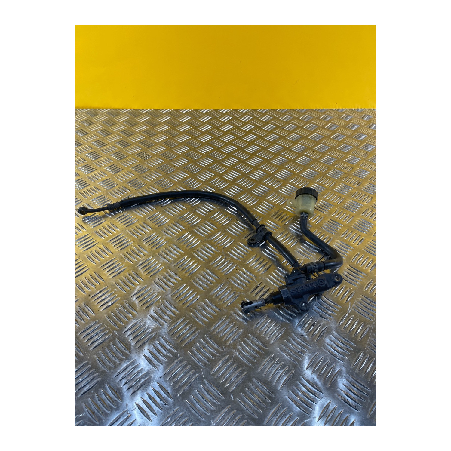 Maitre cylindre frein arrière pour YAMAHA R 1 2002