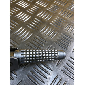 Platine repose pieds arrière gauche pour SUZUKI SV 650 S 2001