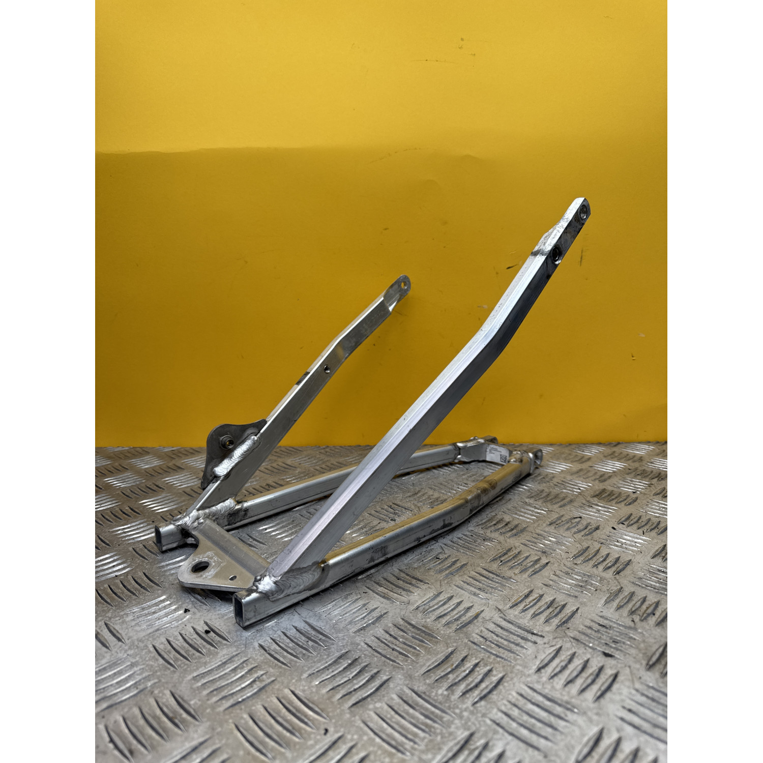 Boucle arrière pour HUSQVARNA TC 85 2023