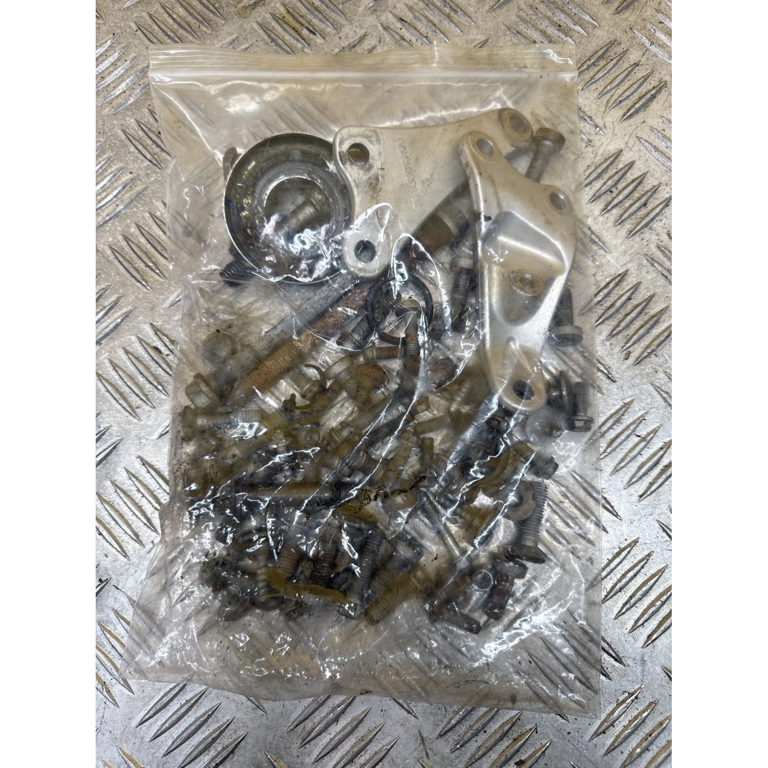 Kit visserie et axes pour HUSQVARNA FC 450 2018