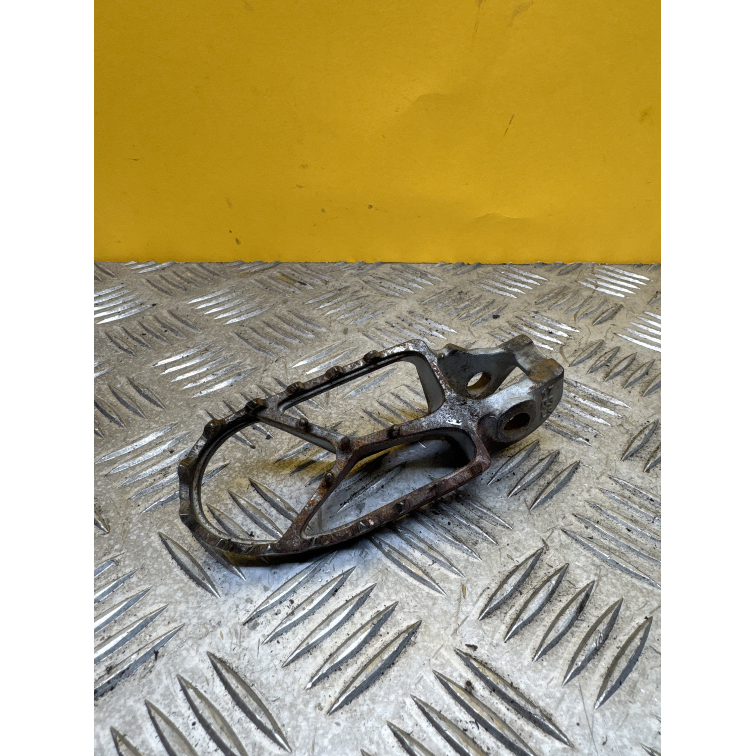 Repose pied droit pour HUSQVARNA FC 450 2018