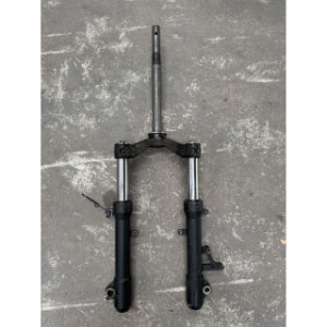 Fourche pour PEUGEOT SATELIS 125 2010
