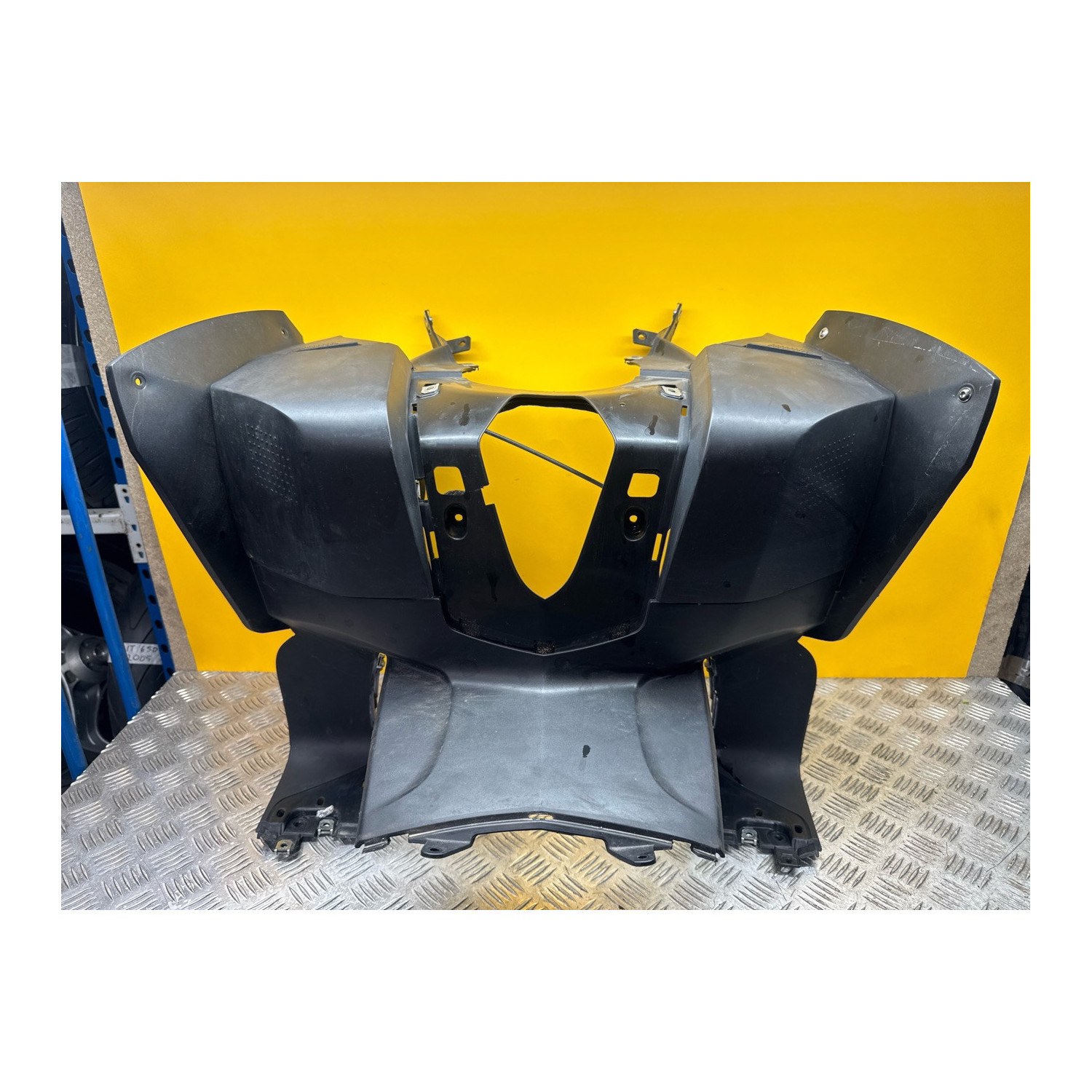 Tablier avant pour BMW C650 GT 2012