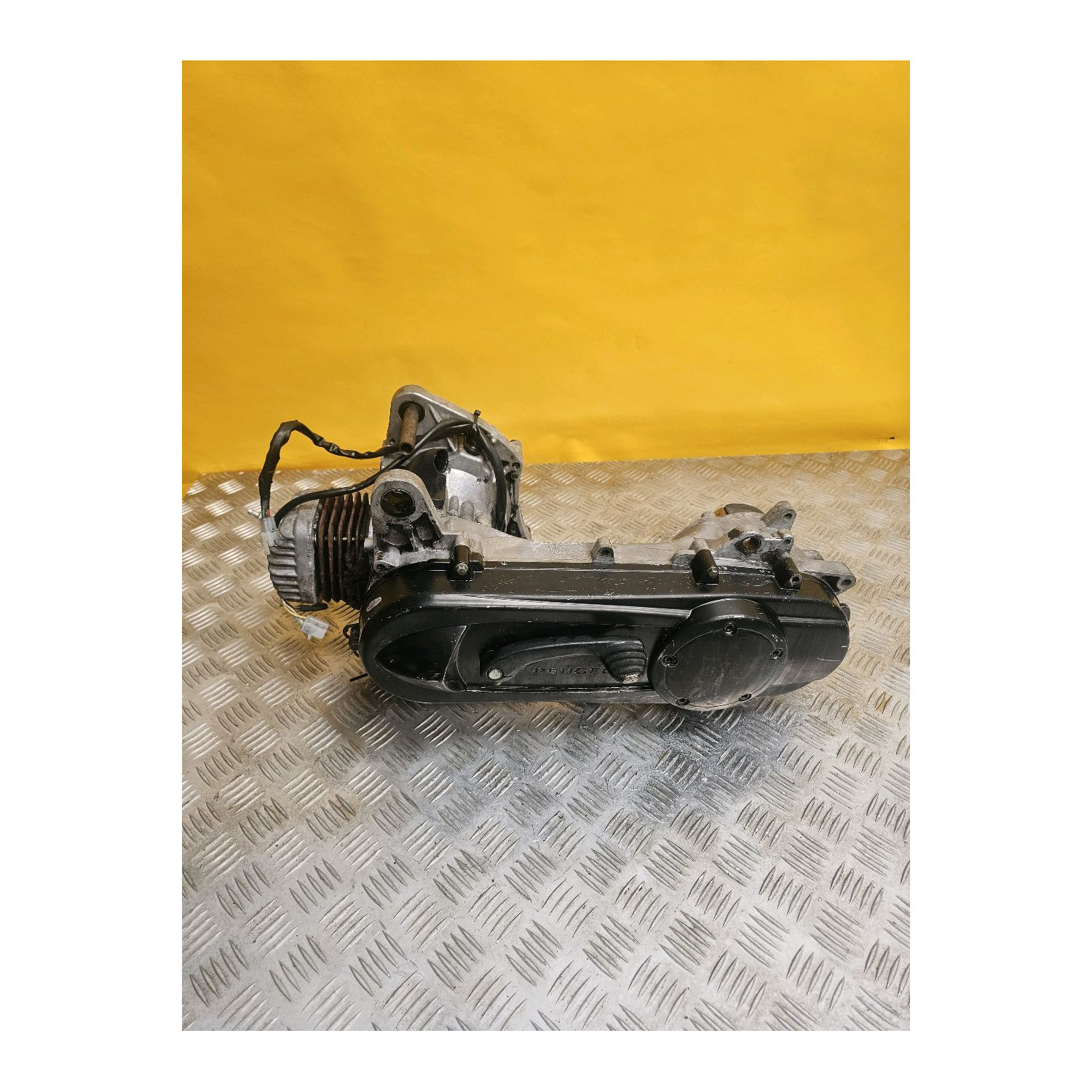 Moteur pour PEUGEOT KISBEE 50 2016