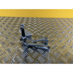 Platine repose pieds arrière droite pour YAMAHA R 1 2002